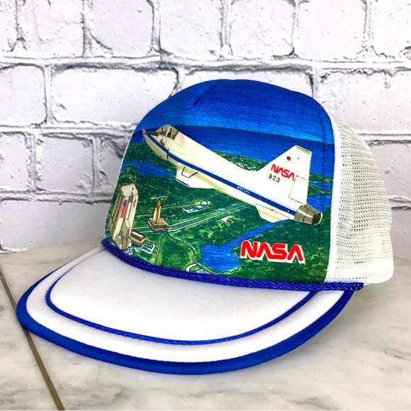NASA Kennedy Space Center Space Shuttle Rocket 80’s Vintage Snapback Trucker Hat - Picture 9 of 9